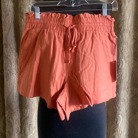 A New Day Women's High-Rise Pull-On Shorts - Picture 1 of 6